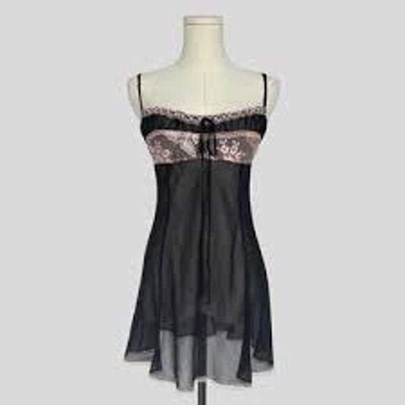 Victoria's Secret Other - Vintage Y2K VICTORIA'S SECRET 2002 Milkmaid Babydoll 100% Silk Chemise Nightie L